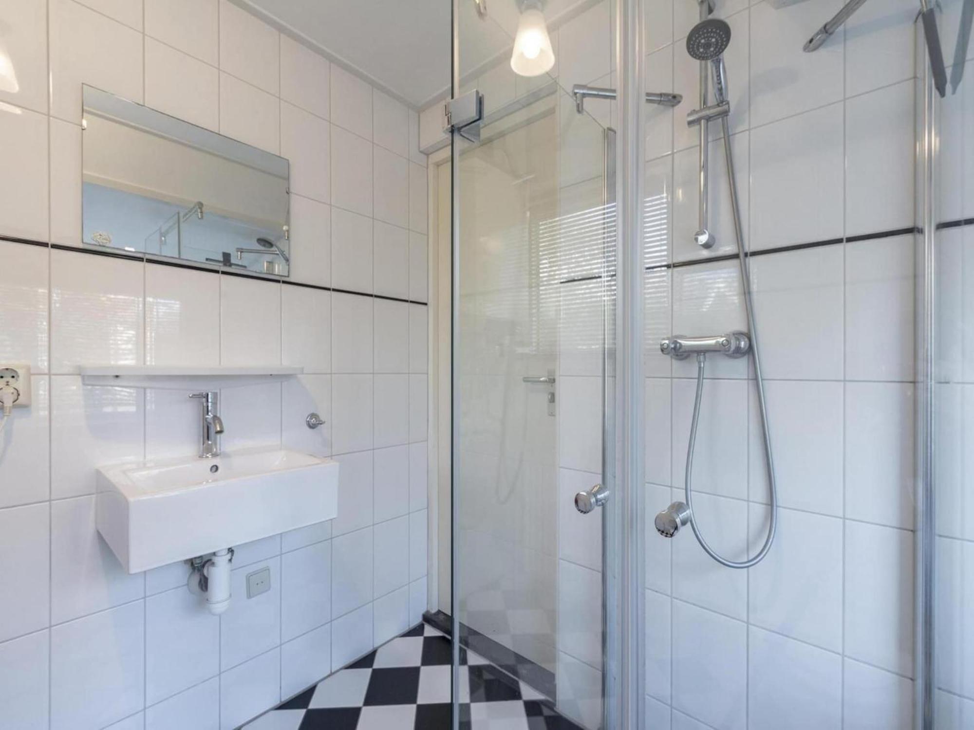 Alluring Home With Garden Callantsoog Eksteriør billede